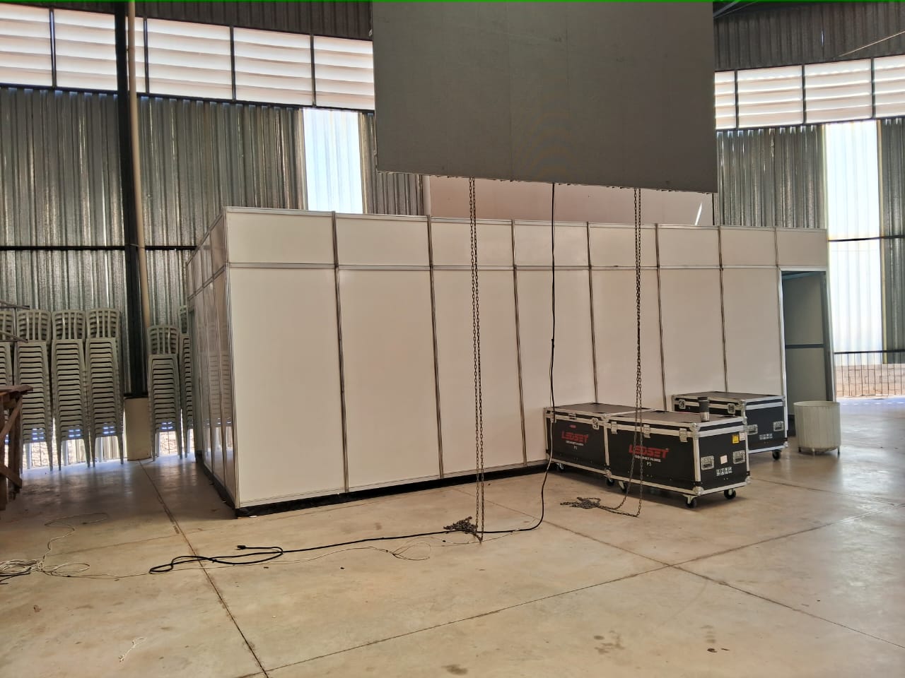 camarim-de-octanorm02