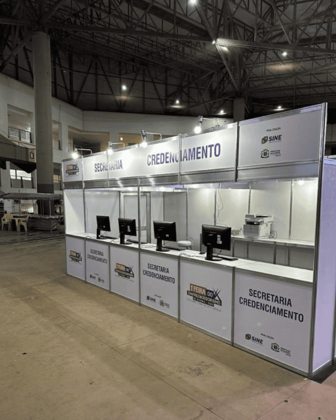 secretaria-bilheteria-credenciamento-montagem-octanorm-evento-feiras