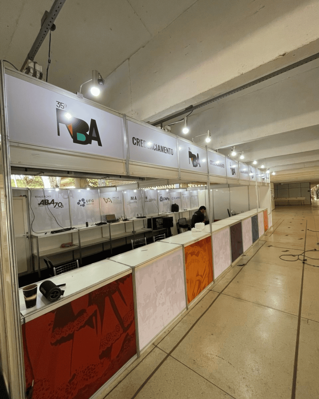 secretaria-bilheteria-credenciamento-montagem-octanorm-evento