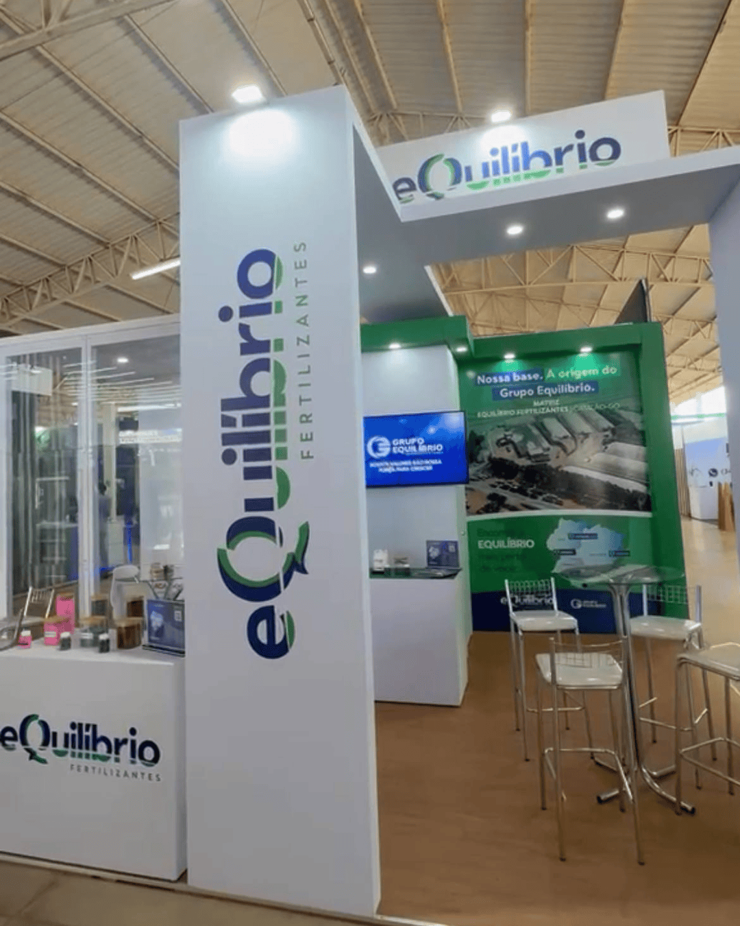 stand-construido-6x3-montadora-montagem-stands